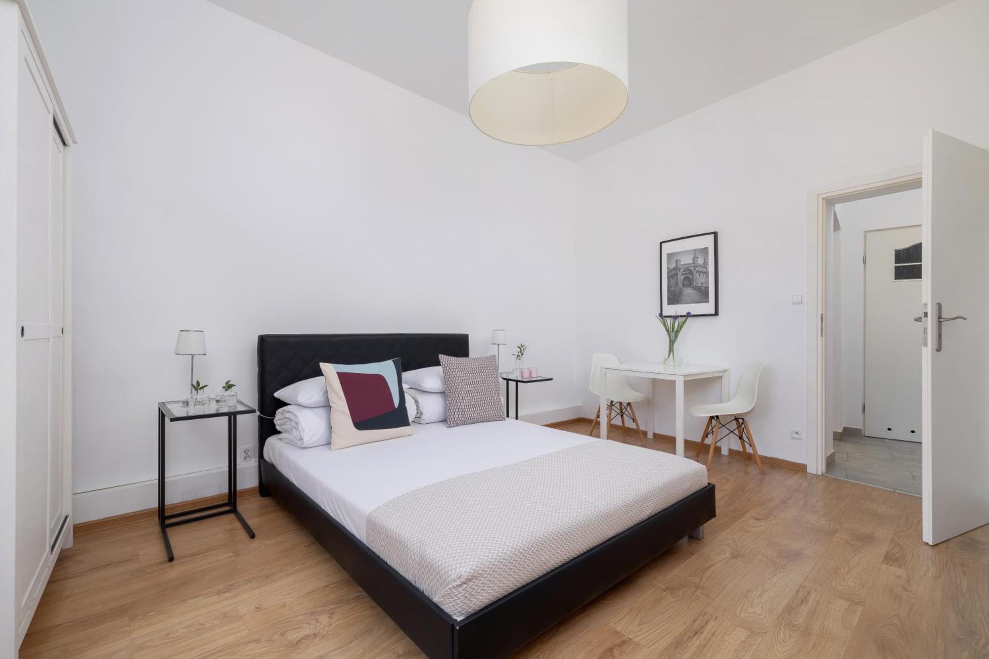 1-Bedroom Apartment - Dluga 65 Street Cracovia Exterior foto